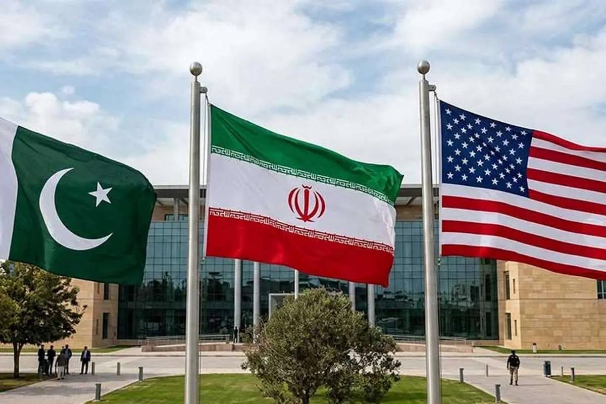 انتشار اولین تصاویر از مذاکرات ایران و آمریکا / ونس به جلسه وارد شد + فیلم