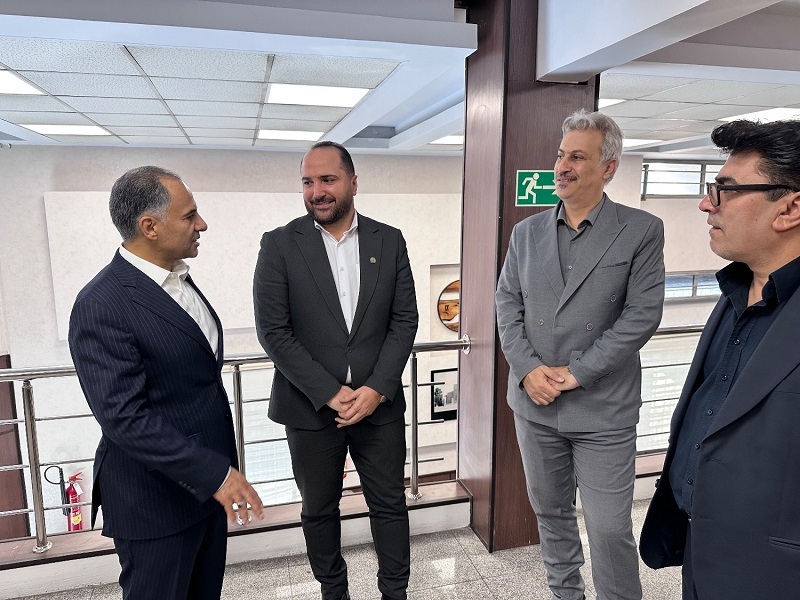 شعبه ارزی- ریالی چهار راه پارک میزبان مدیرعامل