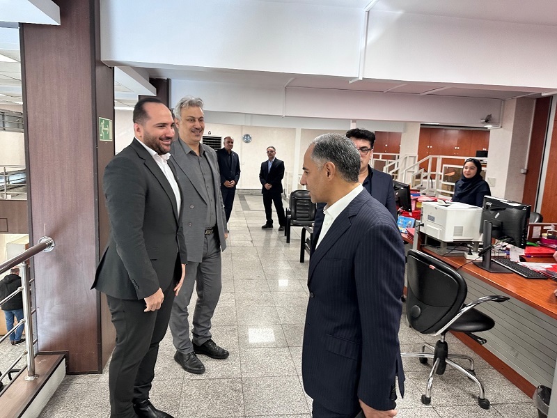 شعبه ارزی- ریالی چهار راه پارک میزبان مدیرعامل