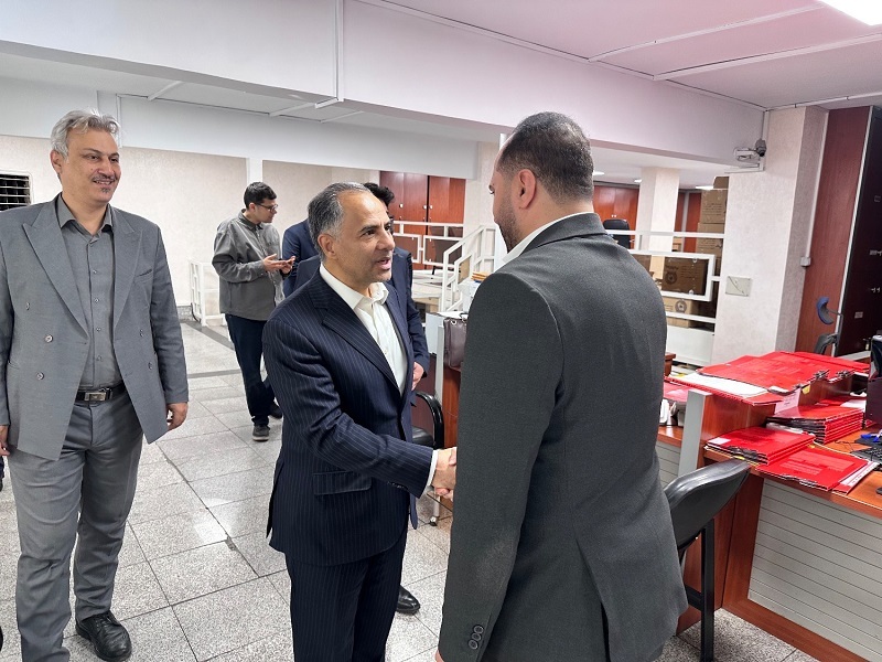 شعبه ارزی- ریالی چهار راه پارک میزبان مدیرعامل