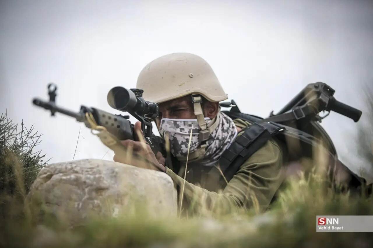 استقرار تکاوران ارتش در سواحل جنوب ایران+ عکس استقرار تکاوران ارتش در سواحل جنوب ایران+ عکس