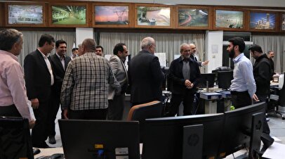 بازدید پزشکیان از وزارت نیرو و مدیریت شبکه برق