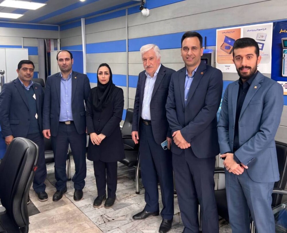 بازدید معاون امور شعب مؤسسه اعتباری ملل از شعب گرگان