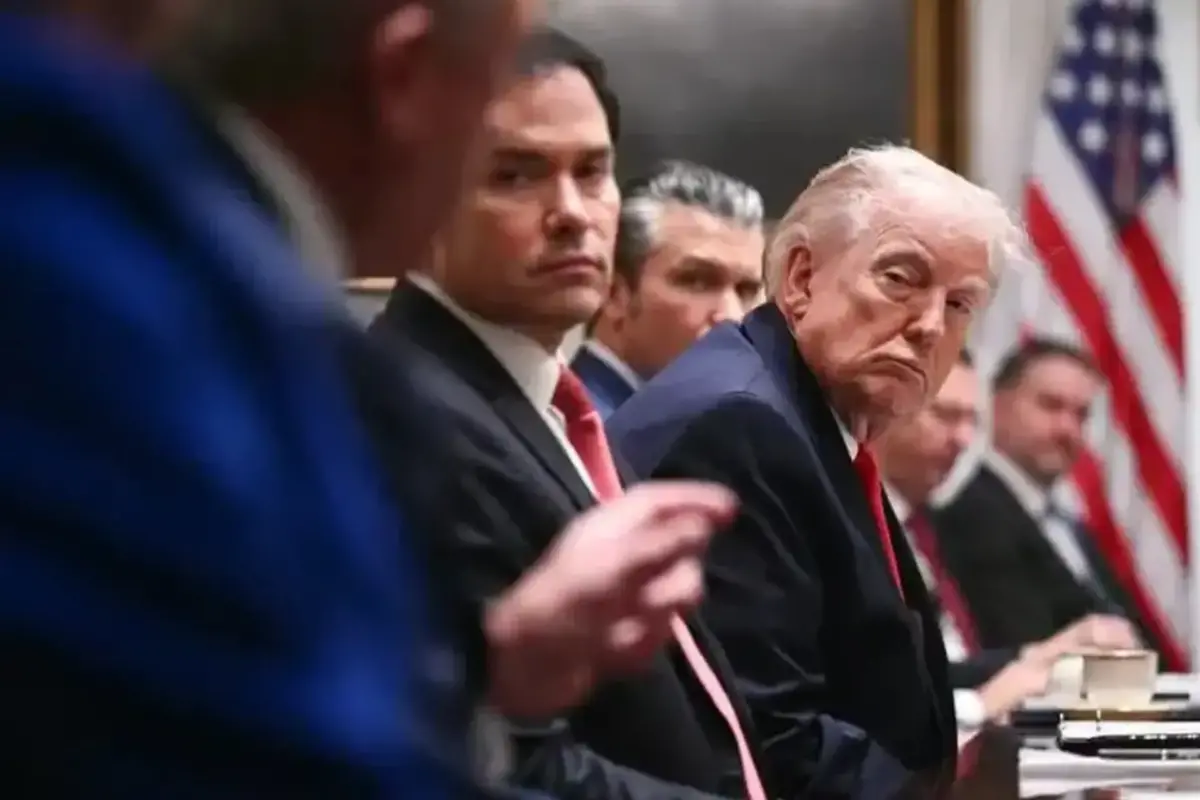 ادعای جنجالی ترامپ: تسلط کامل بر کشتی ایرانی پس از هدف‌گیری