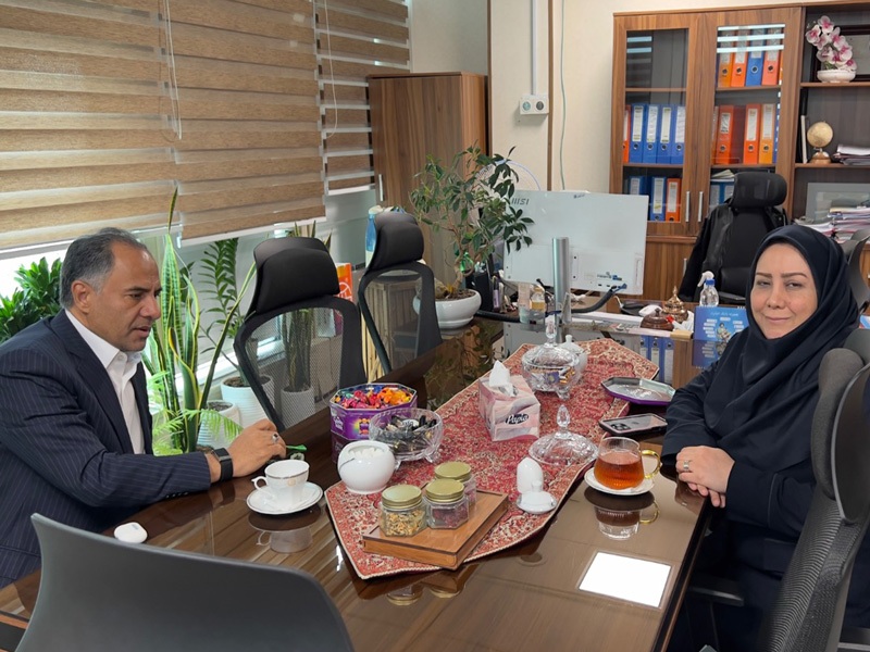 بازدید مدیرعامل بانک تجارت از شعب تهران در اولین روز‌های کاری سال ۱۴۰۵