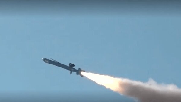 شلیک سلاح مخوف ایران با برد ۱۰۰۰ کیلومتری/ ۳ کشتی رزمی آمریکا غرق شد شلیک سلاح مخوف ایران با برد ۱۰۰۰ کیلومتری/ ۳ کشتی رزمی آمریکا غرق شد