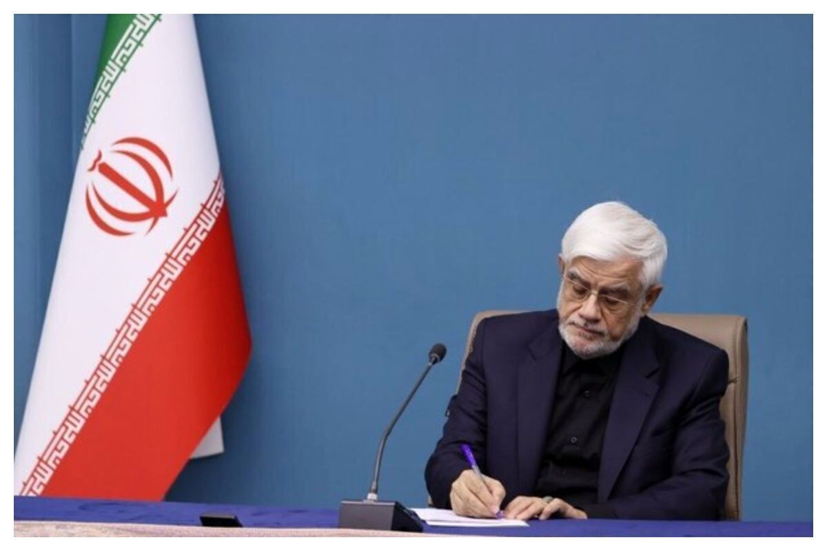 طعنه عجیب محمدرضا عارف: بله، رژیم تغییر کرده است