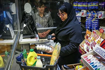 واریز شگفتانه دولت به حساب این دهک ها/ بسته حمایتی جدید دولت به چه کسانی تعلق می‌گیرد؟