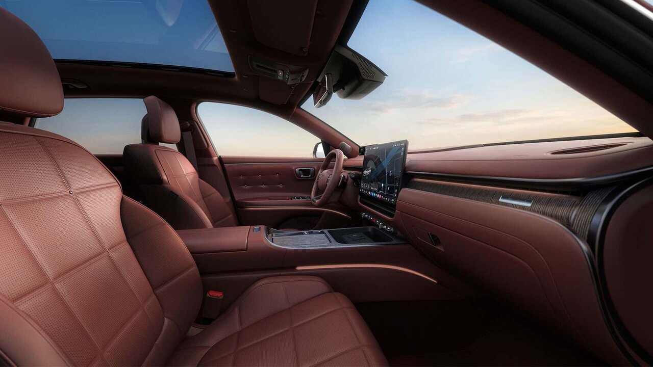 معرفی هیوندای آزرا ۲۰۲۷ / کابینی که بیشتر شبیه یک فضای دیجیتال است