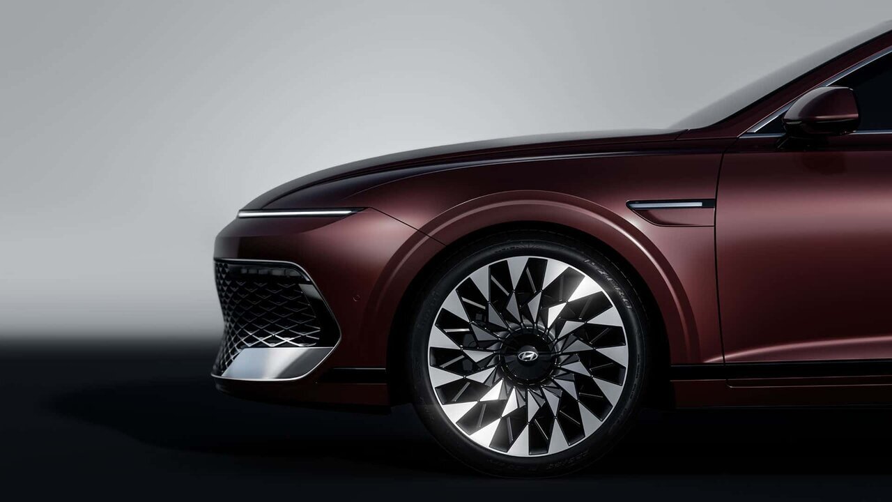 معرفی هیوندای آزرا ۲۰۲۷ / کابینی که بیشتر شبیه یک فضای دیجیتال است