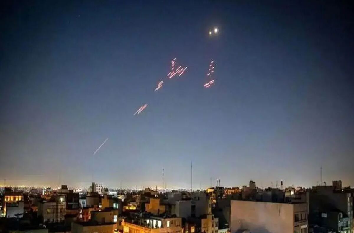 علت شلیک پدافند در تهران مشخص شد/ ضدهوایی ها در کدام مناطق فعال شدند؟