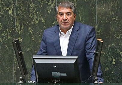 علت تغییر مدیریت اخیر در یکی از بانک‌های مهم کشور / سیاست‌گذاری‌ها متناسب با واقعیت‌های شرایط جنگی باشد