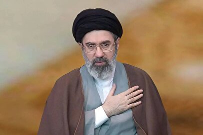بازدید آیت‌الله مجتبی خامنه‌ای از یک بیمارستان/ برای اولین بار منتشر شد+ فیلم