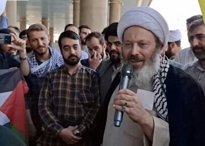 موج سواری روی فضای احساسی جنگ با تشویش اذهان عمومی/ تندرو‌ها با مقدسات وارد میدان شدند؛ از حمله به بی‌حجاب‌ها تا حکم اعدام روحانی و ظریف