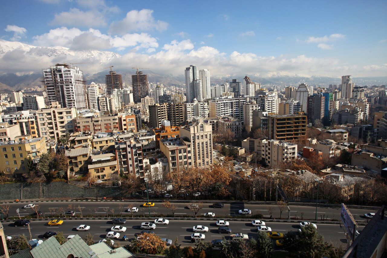 جهش بی سابقه قیمت مسکن در تهران / نرخهای پیشنهادی ۵۰ درصد بالا رفت جهش بی سابقه قیمت مسکن در تهران / نرخهای پیشنهادی ۵۰ درصد بالا رفت