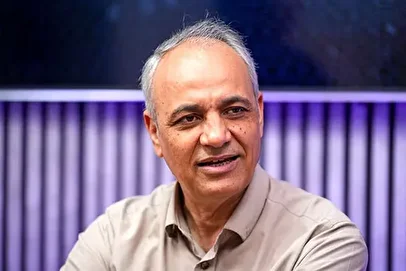 حمله شدید احمد زیدآبادی به مطلب عجیب روزنامه کیهان