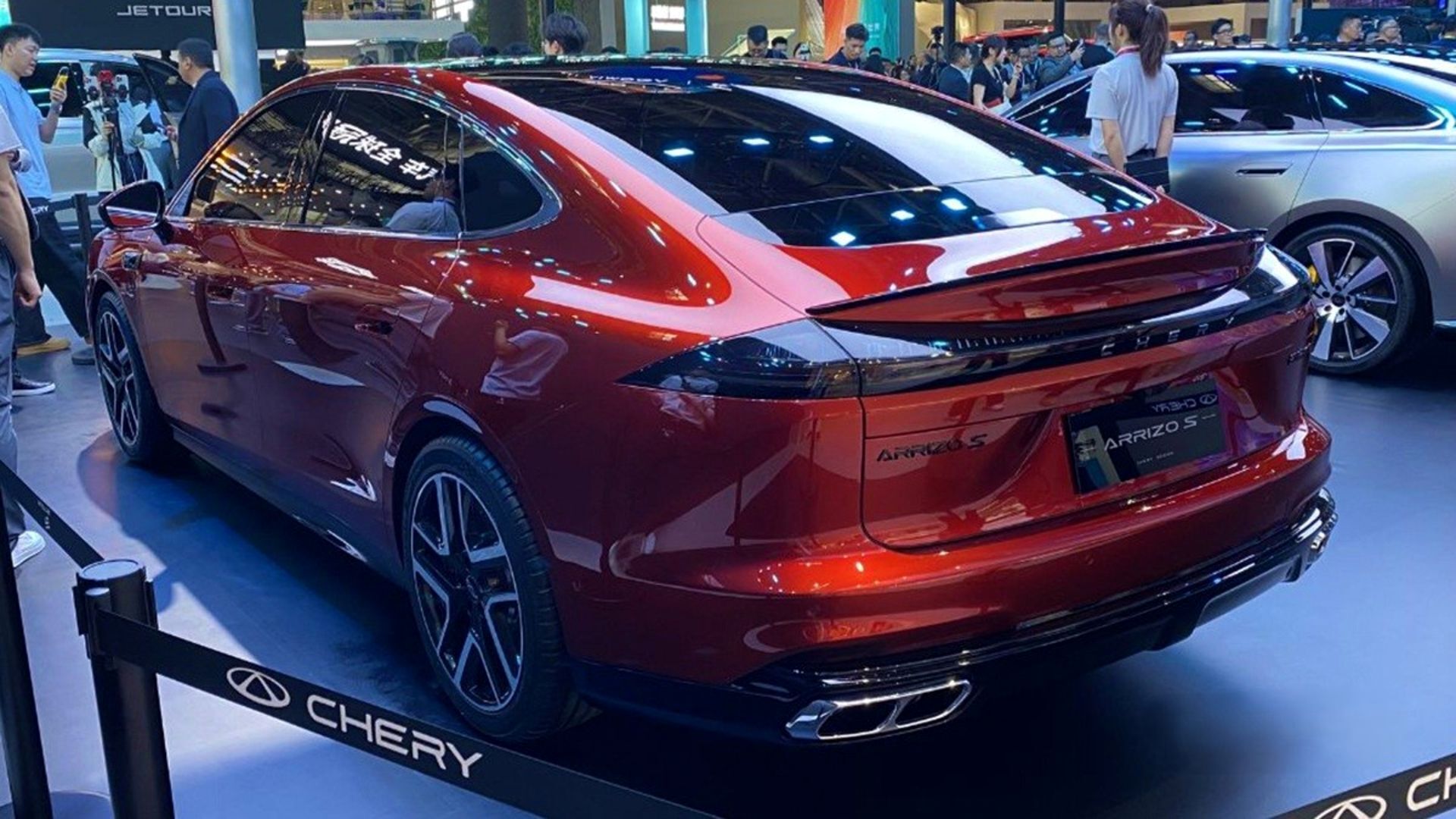 معرفی  آریزو S؛ جدیدترین خودرو لوکس بازار ایران + قیمت، مشخصات و تصاویر