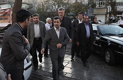 لندکروز تیم حفاظت احمدی‌نژاد بعد از حمله ۹ اسفند + فیلم