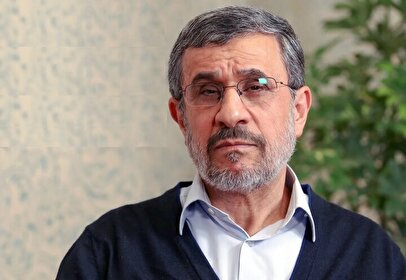 احمدینژاد فرد مورد نظر ترامپ برای گفتوگو با ایران است؟/ نیکزاد پاسخ داد