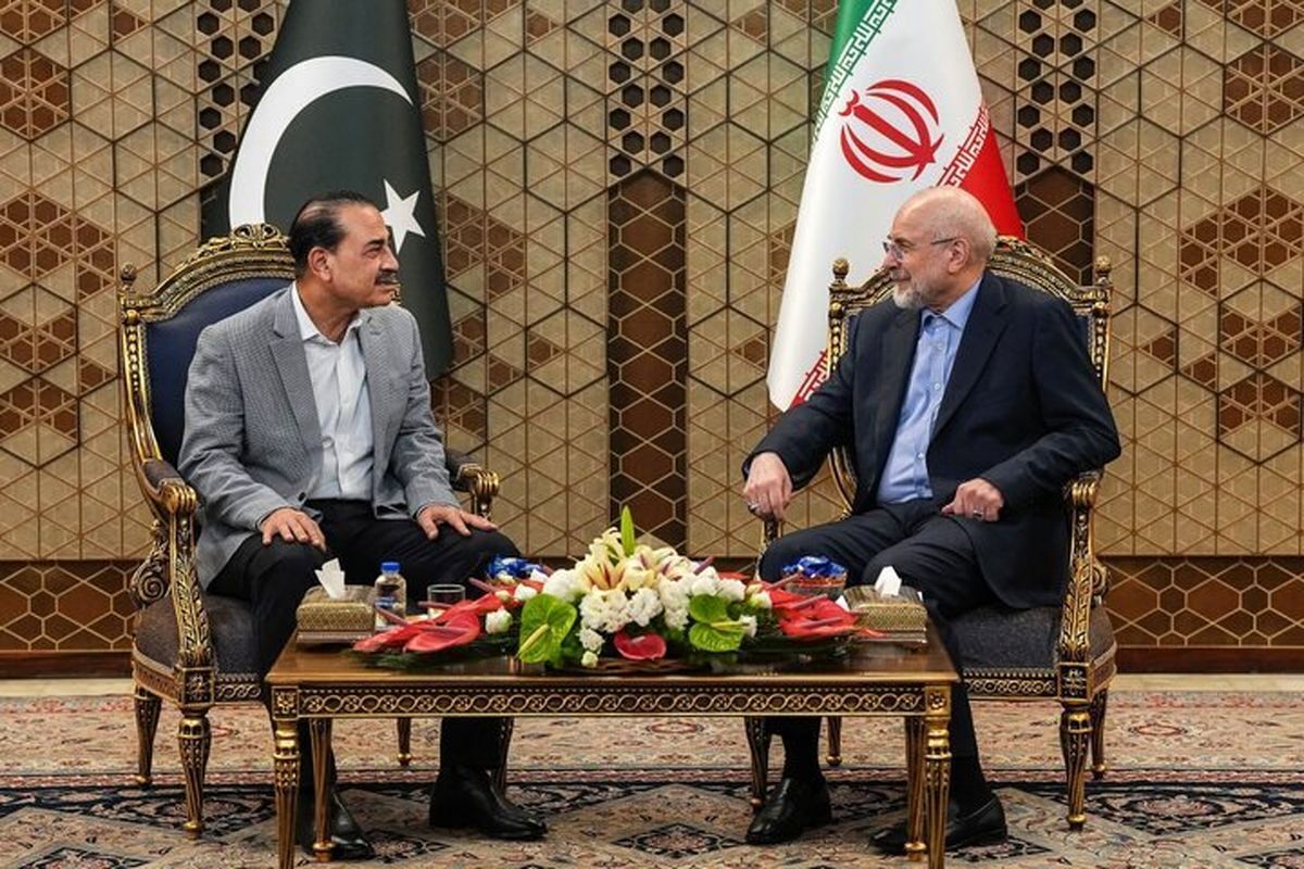 دو مسیر پیشنهاد ایران برای مذاکرات / از پایان جنگ و محاصره تا آزسازی دارایی‌های بلوکه‌شده