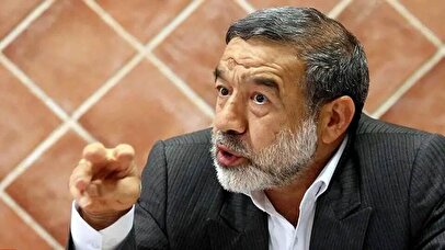 کامران غضنفری: اگر مثل مختار انتقام نمیگیریم، لااقل الان برای امضای اماننامه لهله نزنیم!