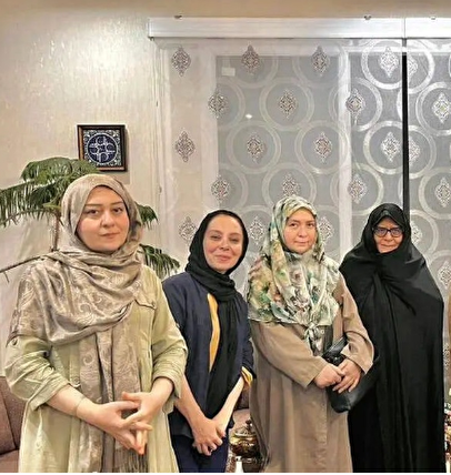 دختران موسوی و رهنورد درباره وضعیت سلامتی والدینشان توضیح دادند دختران موسوی و رهنورد درباره وضعیت سلامتی والدینشان توضیح دادند