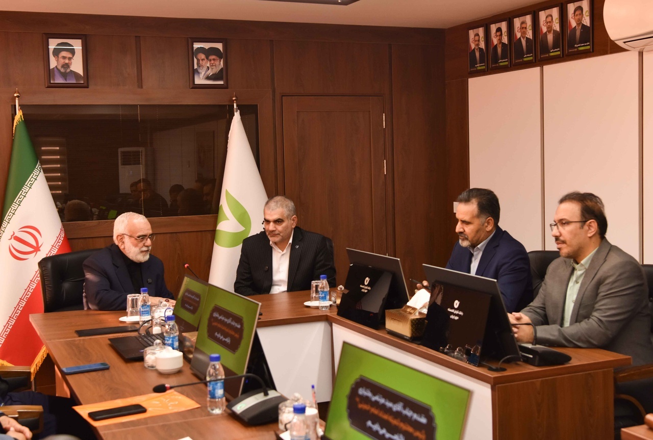 تقدیر رئیس کمیته امداد خمینی (ره) از بانک مهر ایران در ایجاد فرصتهای اشتغال برای مددجویان تقدیر رئیس کمیته امداد خمینی (ره) از بانک مهر ایران در ایجاد فرصتهای اشتغال برای مددجویان