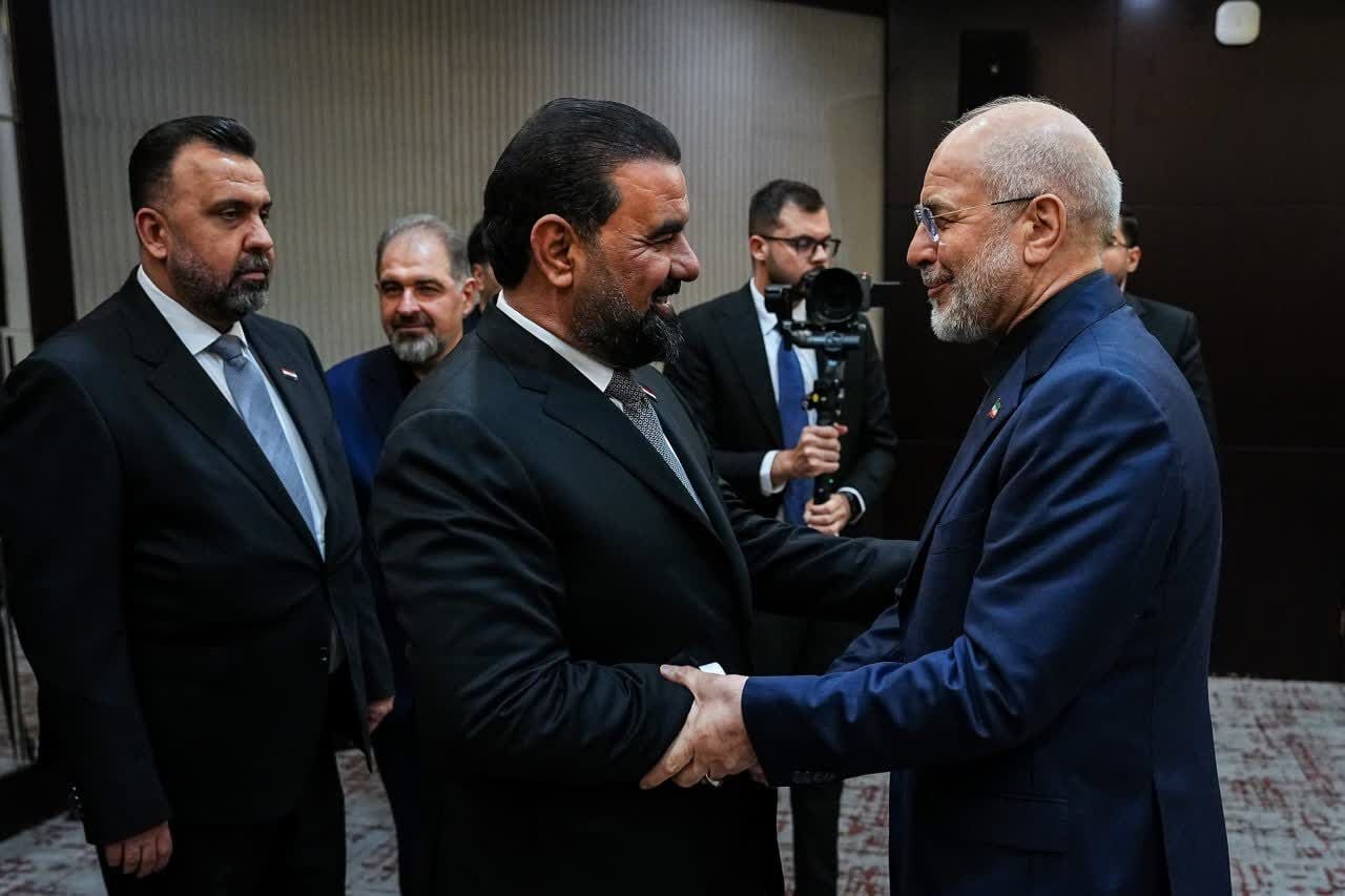 الحلبوسی با قالیباف دیدار کرد؛ رایزنی در حاشیه مراسم تشییع الحلبوسی با قالیباف دیدار کرد؛ رایزنی در حاشیه مراسم تشییع