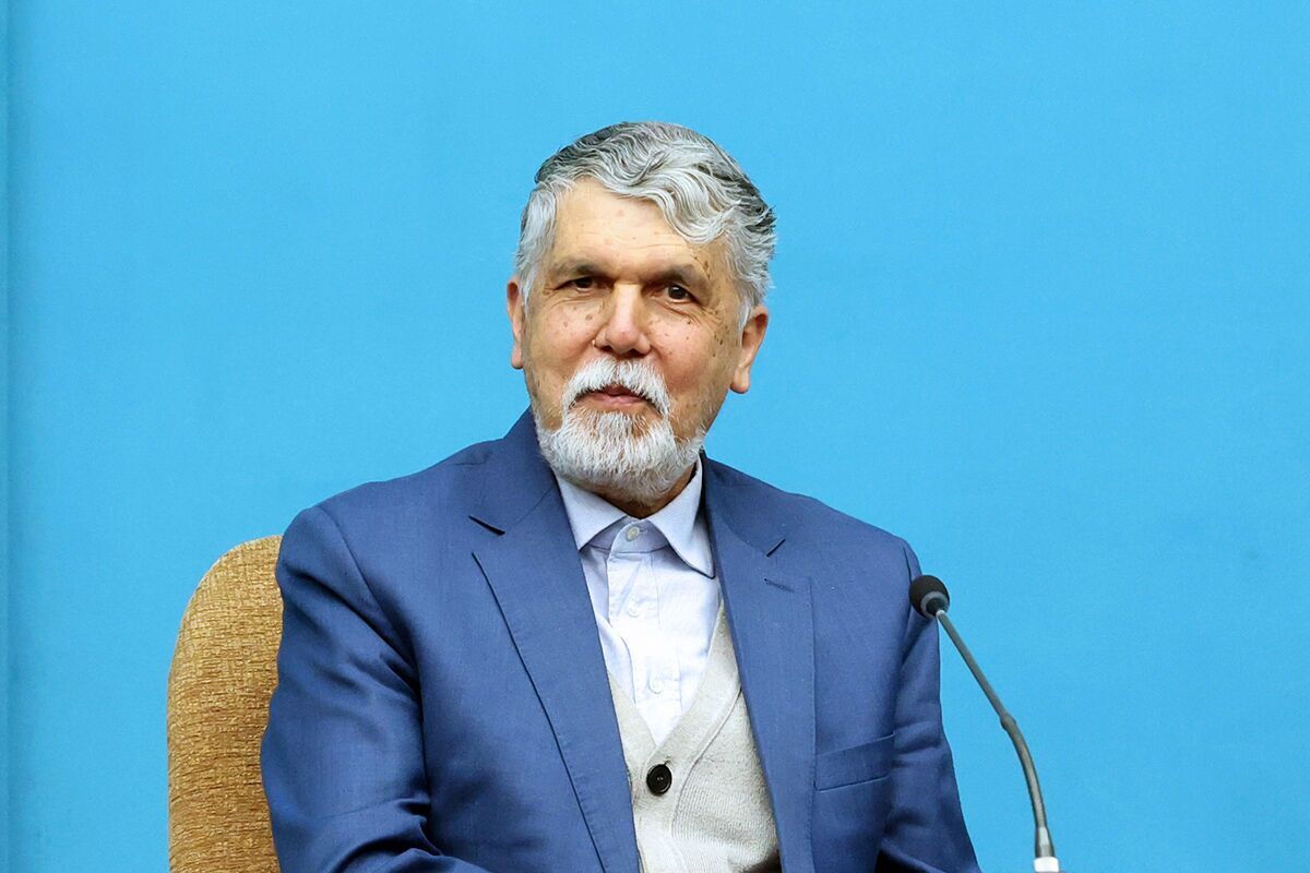 وزیر ارشاد: وداع با رهبر شهید، جلوه‌ای از انسجام ملی است+ عکس