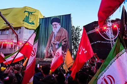 مدارس تهران به اقامتگاه شبانهروزی عزاداران تبدیل شد