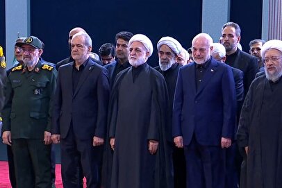 غیبت روسای جمهور پیشین در مراسم وداع با رهبر شهید