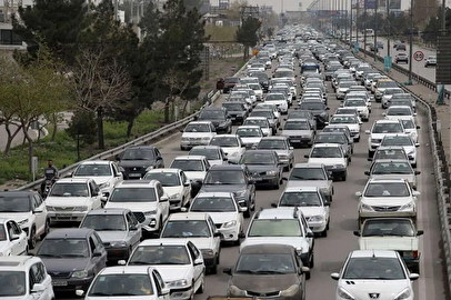 ترافیک سنگین در آزادراه تهران–قم؛ پلیس در آمادهباش