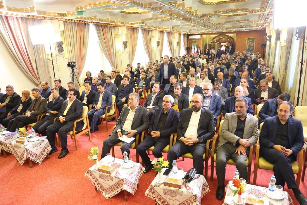 بانک رفاه کارگران برای حمایت از واحدهای تولیدی اصفهان محدودیتی در تامین مالی ندارد بانک رفاه کارگران برای حمایت از واحدهای تولیدی اصفهان محدودیتی در تامین مالی ندارد