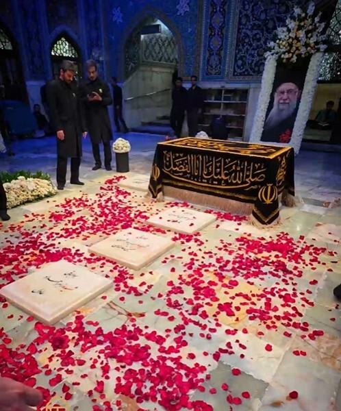 طراحی سنگ مزار رهبر شهید انقلاب / محل خاکسپاری در مشهد کجاست؟ + عکس