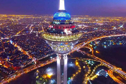 پیشنهاد تغییر نام میدان نوبنیاد به نام شهید پاکپور