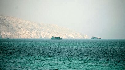 آخرین وضعیت تنگه هرمز به روایت یک منبع نظامی / شناورها اجازه تردد گرفتند؟