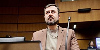 پیام کوبنده غریب‌آبادی به جنگ‌افروزان / تاریخ نام شما را روی سنگ عبرت ثبت می‌کند