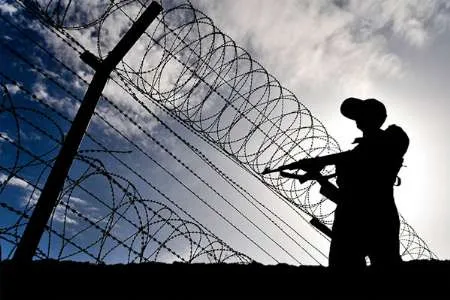 10 border guards killed in clashes with outlaws in southeastern Iran