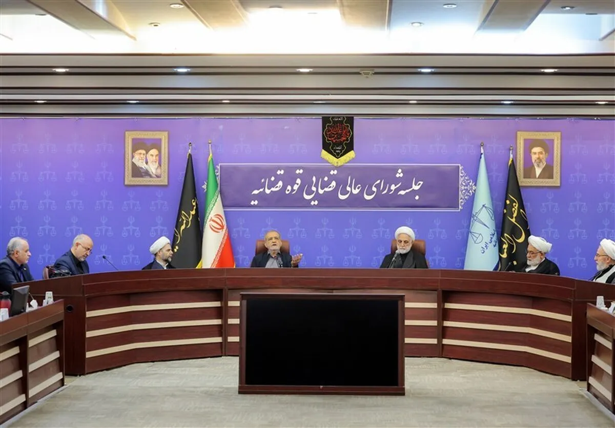 Pezeshkian Calls for National Unity, Justice to Navigate Wartime Challenges