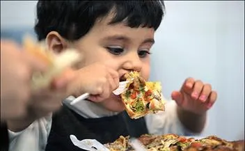 عفونت های دوره کودکی عامل بروز چاقی در سنین بالا