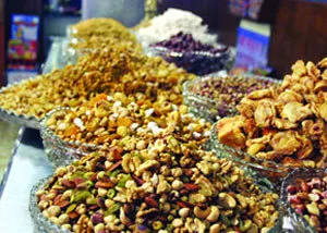 کاهش ۱۰ درصدی قیمت آجیل نوروز۹۶/ بادام هندی تامین شد
