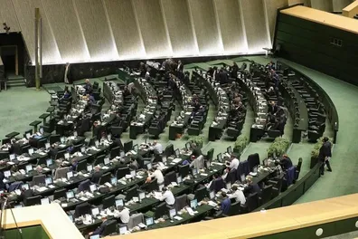 مصوبه-جدید-مجلس-درباره-تنگه-هرمز-درج-نام-کامل-خلیج-فارس-اجباری-شد
