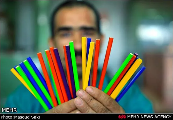 کارخانه ساخت مداد رنگی