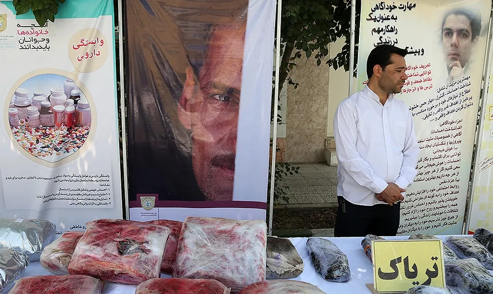 کشف ۸۰ کیلو گرم تریاک در صندوق عقب خودرو