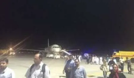 بیماری یک مسافر و نقص فنی موجب تعویض هواپیما شد