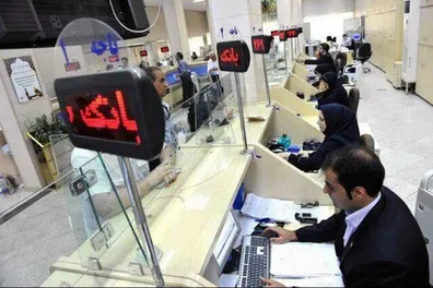 فعالیت-شعب-کشیک-بانک-ها-در-تهران-اعلام-شد-مشتریان-مراقب-امور-ضروری-خود-باشند