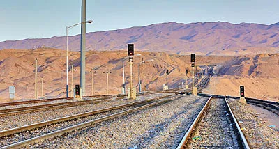 امضای قرارداد آهنین