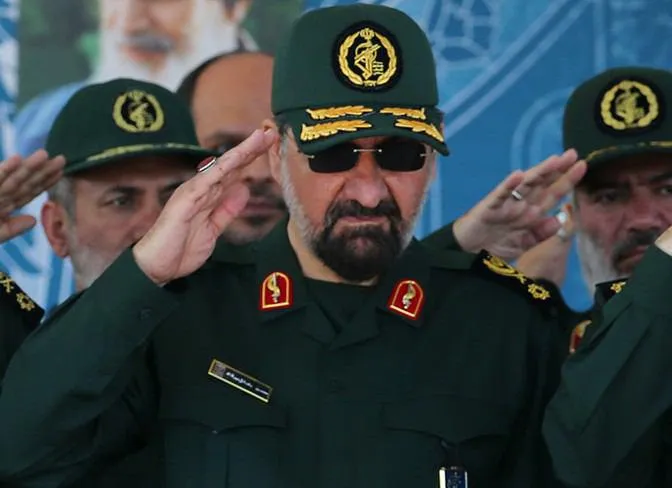 دلیل خروج محسن رضایی از سپاه چه بود؟