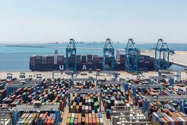 Official: Iran, UAE resume trade exchanges