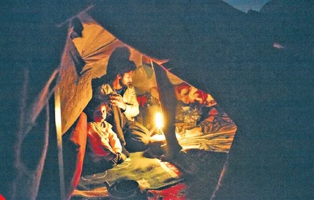 تخریب چادرهای کپر نشینان در روستاهای شهریار